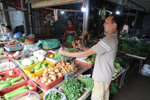 Thanh toán không dùng tiền mặt tại các chợ - Tiện ích số gần hơn với  người dân Xuân Lộc
