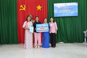 Hội LHPN phường Xuân Lộc trao sinh kế, tiếp sức hội viên phụ...