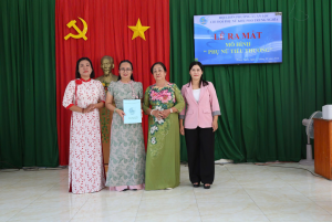 Hội LHPN phường Xuân Lộc ra mắt mô hình “Phụ nữ tiểu thương”...