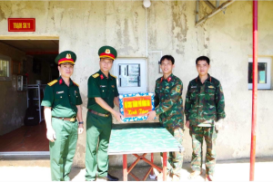 Lãnh đạo Bộ CHQS thành phố Đồng Nai thăm, kiểm tra các đơn...