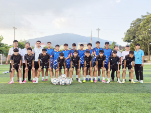 Đội bóng đá học sinh THCS phường Xuân Lộc phấn đấu đạt thành tích cao tại vòng loại