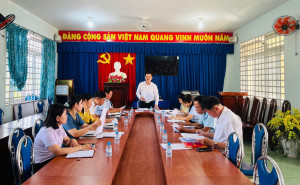 Ban Kinh tế Ngân sách HĐND xã Xuân Phú họp thẩm tra hồ sơ trình kỳ họp thứ 4, HĐND xã khóa XII, nhiệm kỳ 2021–2026