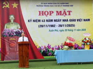 LÃNH ĐẠO XÃ XUÂN PHÚ THĂM, CHÚC MỪNG  CÁC TRƯỜNG HỌC NHÂN NGÀY NHÀ GIÁO VIỆT NAM 2