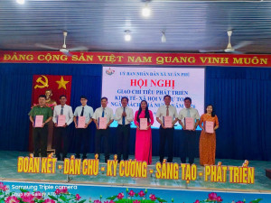 XÃ XUÂN PHÚ TỔ CHỨC HỘI NGHỊ GIAO CHỈ TIÊU PHÁT TRIỂN KINH TẾ – XÃ HỘI VÀ DỰ TOÁN NGÂN SÁCH NHÀ NƯỚC NĂM 2026