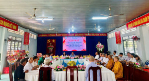 ĐẢNG UỶ - HĐND - UBND - UBMTTQ VIỆT NAM GẶP MẶT CHỨC SẮC CÁC TÔN GIÁO, CƠ SỞ TÍN NGƯỠNG VÀ NGƯỜI CÓ UY TÍN TRONG ĐỒNG BÀO DTTS NHÂN DỊP TẾT NGUYÊN ĐÁN BÍNH NGỌ NĂM 200