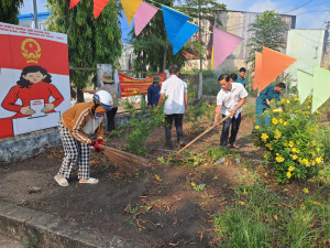 XÃ XUÂN PHÚ RA QUÂN TỔNG VỆ SINH MÔI TRƯỜNG  LAN TỎA Ý THỨC VÌ CỘNG ĐỒNG