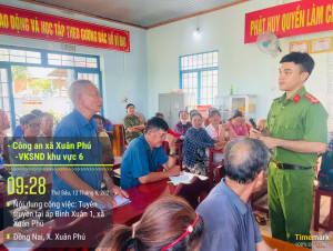 CÔNG AN XÃ XUÂN PHÚ PHỐI HỢP VIỆN KIỂM SÁT NHÂN DÂN KHU VỰC 6 – ĐỒNG NAI TUYÊN TRUYỀN PHÁP LUẬT HƯỞNG ỨNG THÁNG HÀNH ĐỘNG PHÒNG, CHỐNG MA TÚY