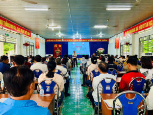 Xuân Phú tổ chức Hội nghị hỗ trợ cửa hàng, hộ kinh doanh bán lẻ chuyển đổi số