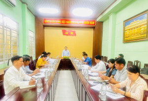 XÃ XUÂN PHÚ: THƯỜNG TRỰC ĐẢNG ỦY LÀM VIỆC VỚI UBND XÃ VỀ CÔNG TÁC CHUẨN BỊ LÀM VIỆC VỚI ĐOÀN CÔNG TÁC THÀNH ỦY