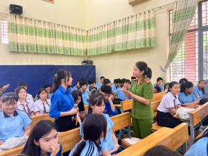 CÔNG AN XÃ XUÂN PHÚ: CHUNG TAY GIÁO DỤC, BẢO VỆ THANH, THIẾU NIÊN TRƯỚC NGUY CƠ VI PHẠM PHÁP LUẬT