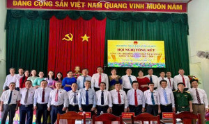 HĐND XÃ XUÂN QUẾ - TỔNG KẾT CÔNG TÁC CỦA HĐND XÃ KHOÁ VI,...