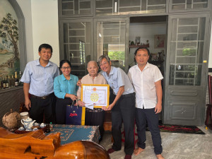 XUÂN QUẾ RỘN RÀNG HOẠT ĐỘNG THĂM, CHÚC THỌ NGƯỜI CAO TUỔI NĂM 2026