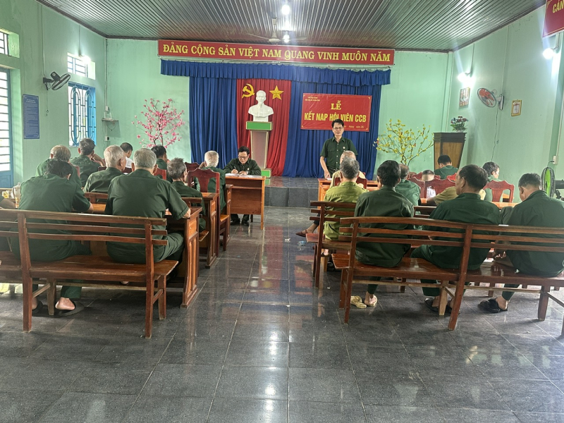CHI HỘI CCB ẤP XUÂN TIẾN TỔ CHỨC SINH HOẠT, SƠ KẾT 9 THÁNG ĐẦU NĂM VÀ TRIỂN KHAI NHIỆM VỤ 3 THÁNG CUỐI NĂM 2026