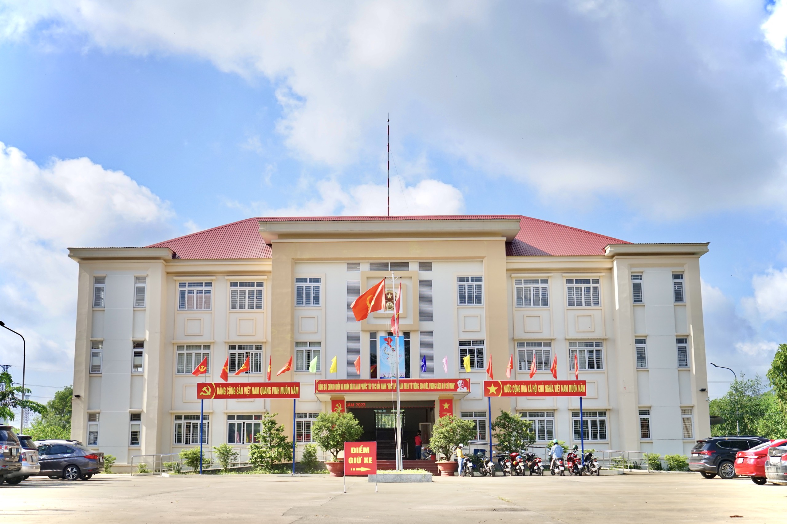 Đặc điểm kinh tế - xã hội