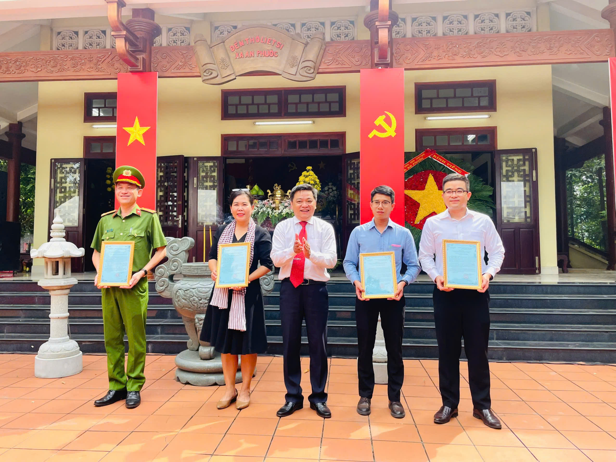 z6843864926164 625dda22627095c1089cd0195a071255