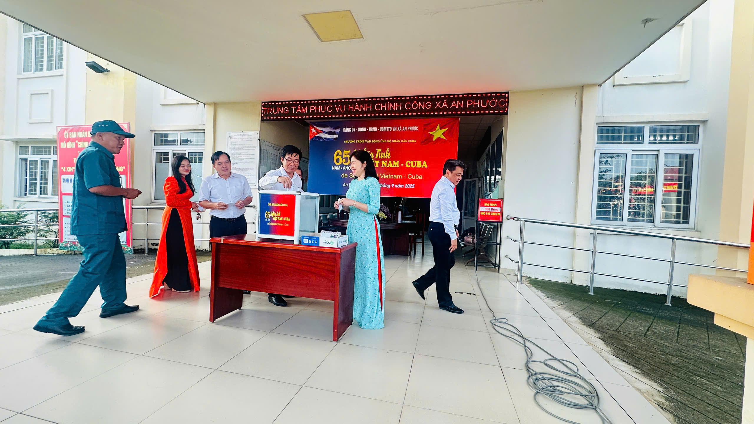 z6988020214709 42c18501e92fdcf37267332a3dd04e9f