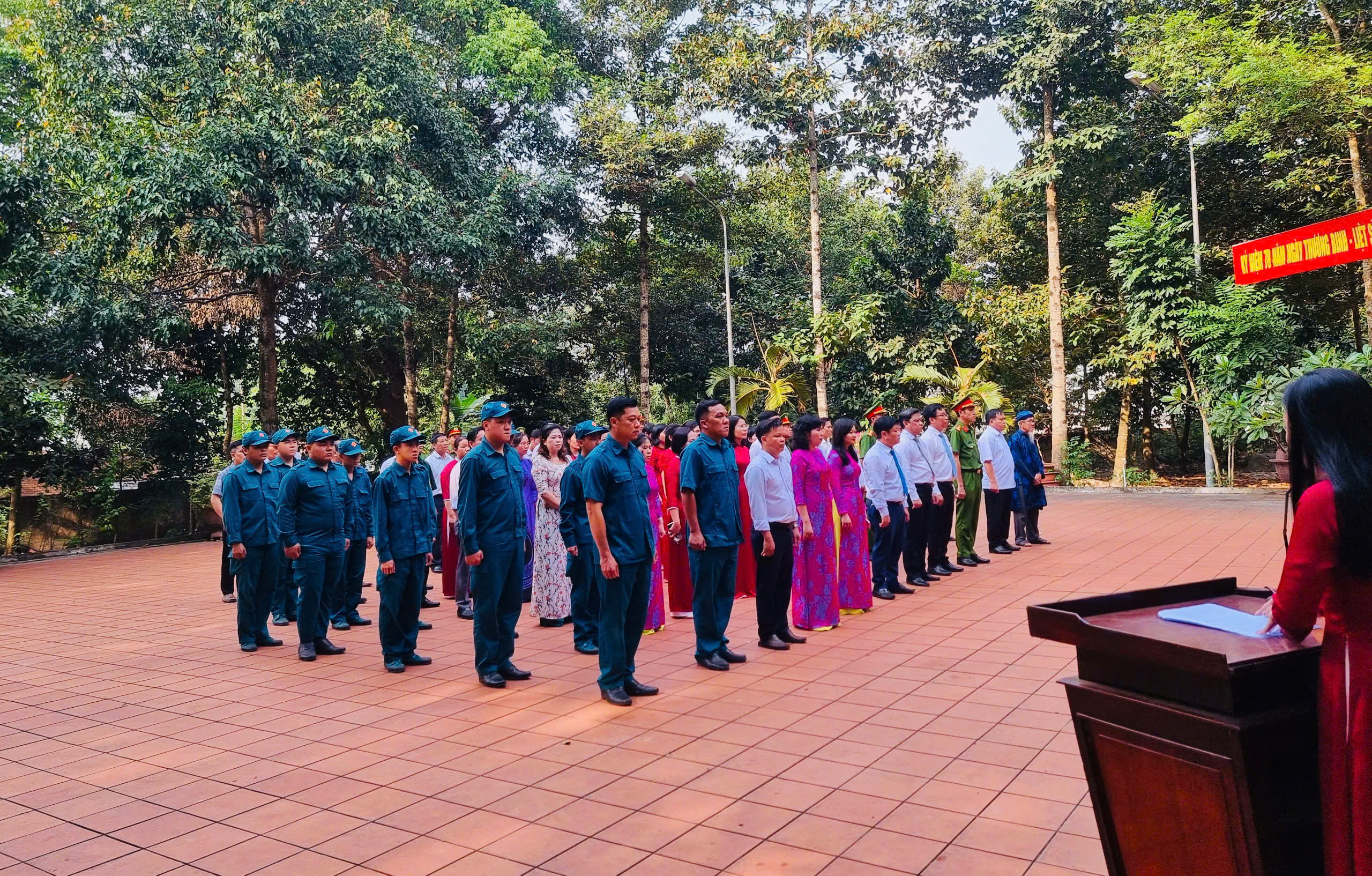 z7351892353615 2224a46f87fa7dbb5ee988255b05d3b5