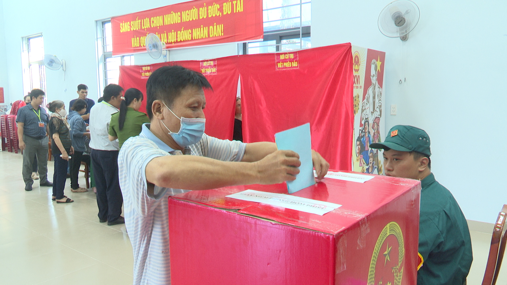 968 5489 MXF 18 41 26 13 Still001