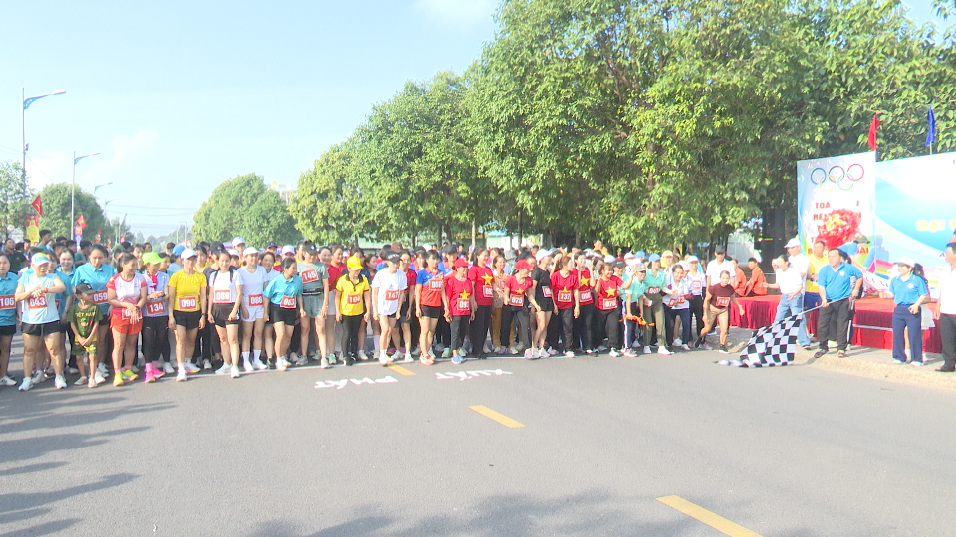 968 5699 MXF 19 14 20 07 Still001