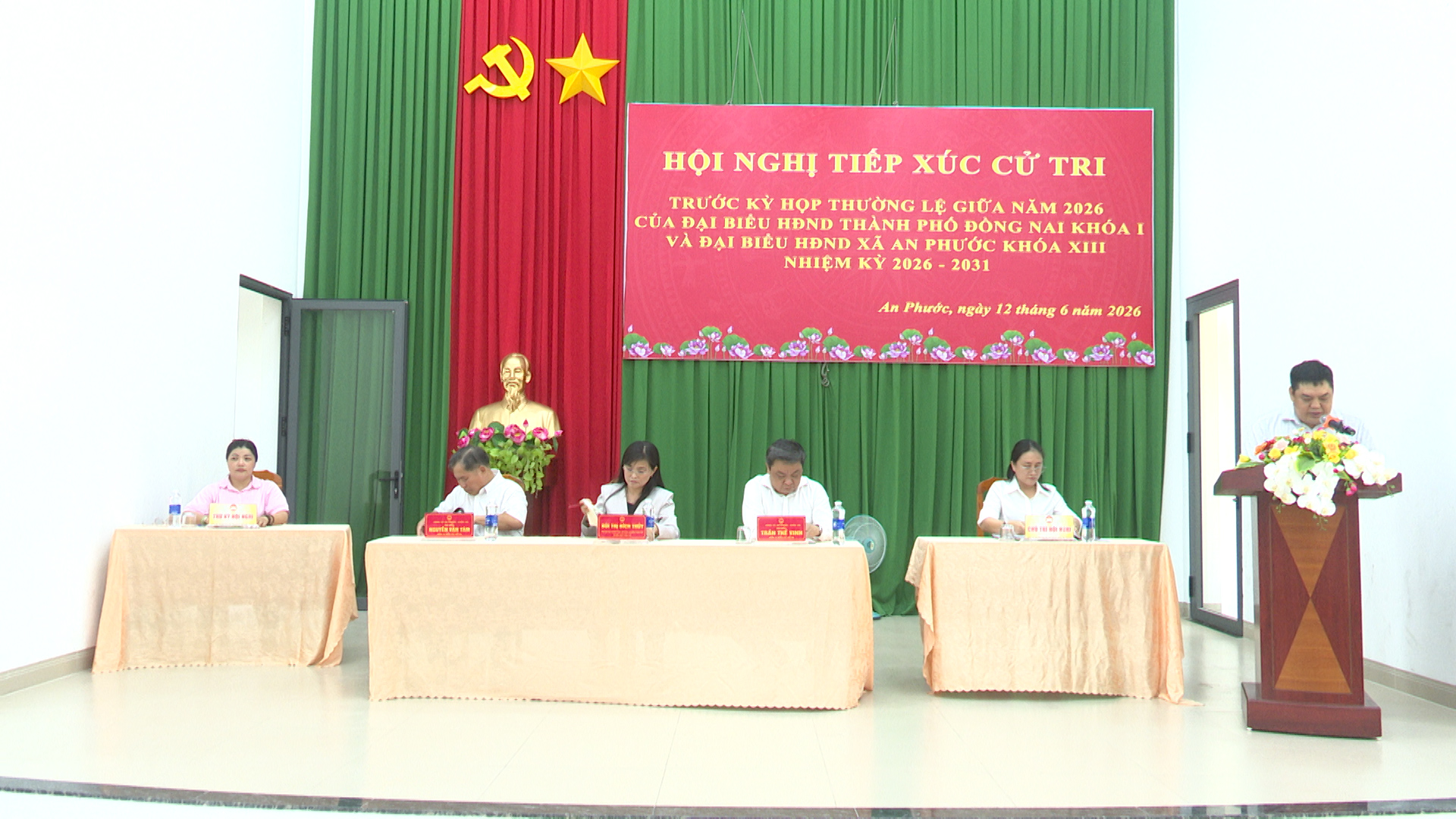 Đại biểu HĐND Thành phố Đồng Nai và Đại biểu HĐND xã An Phước tiếp xúc với cử tri