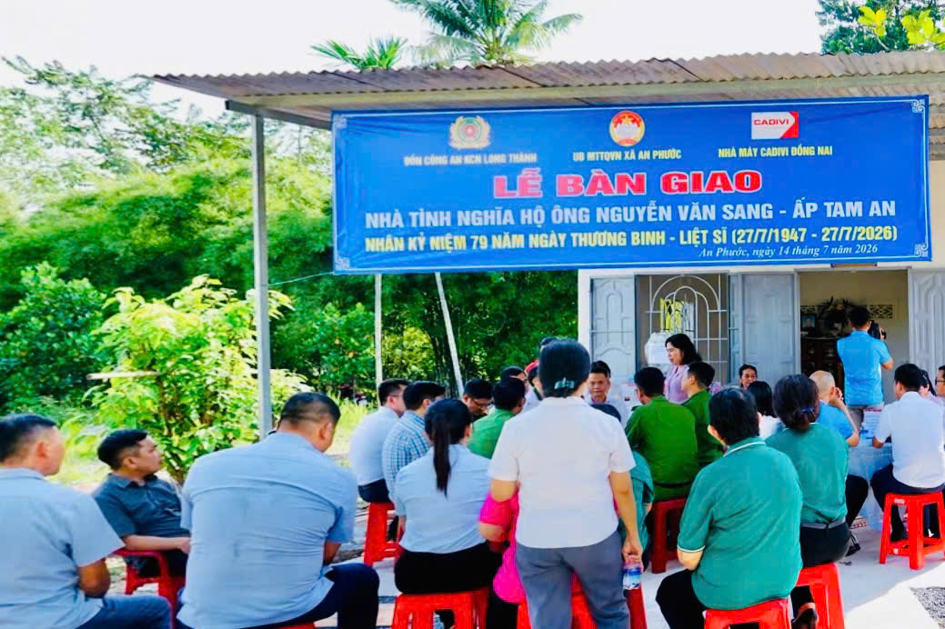 An Phước: Bàn giao nhà tình nghĩa cho gia đình người có công với cách mạng