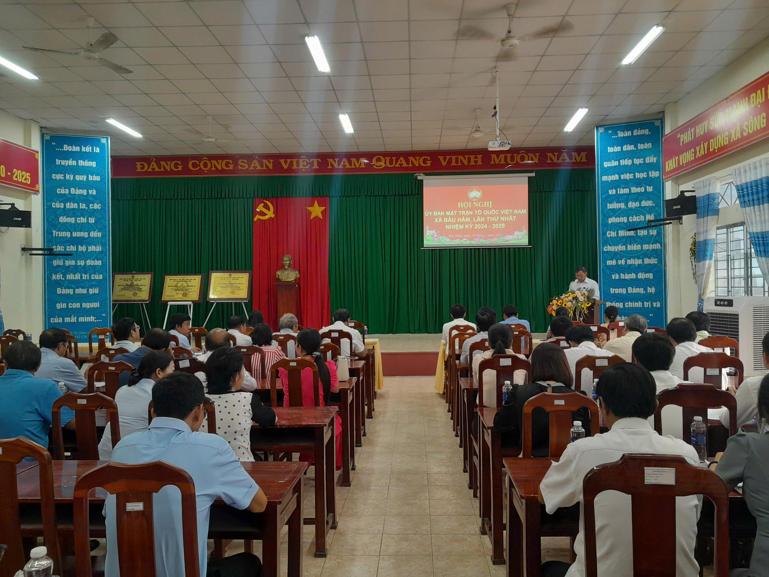 z6815835444543 e4fa26c9e55c54b2e568312f2c709ebe