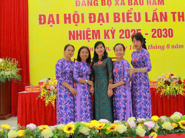 z6893040457228 5d0b93c82d004dbfcbee6e4765a3b26a