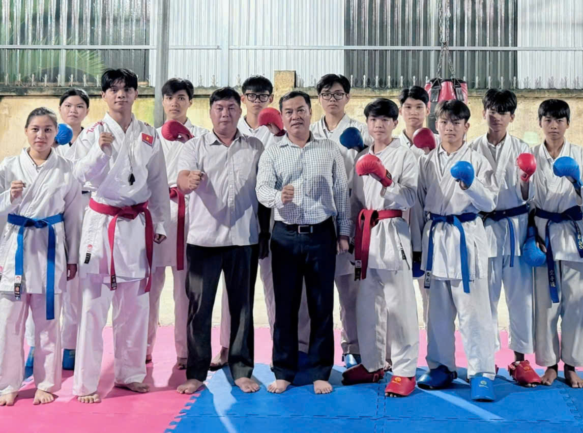 z7070436977430 82fb3b66e44c6aa278cd3593346f8fc1