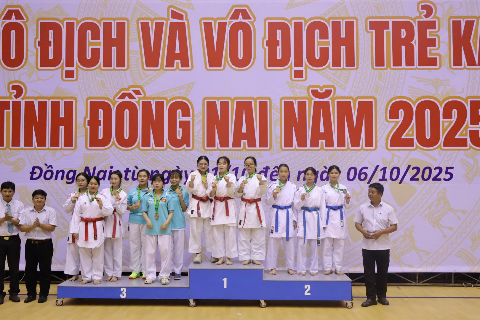 z7074298704055 546bb990328f334acbf934450dd76f8d