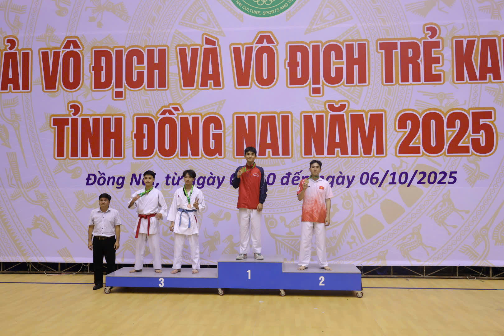 z7074298717720 b12f72606375ded53494ce1c0c2180fb