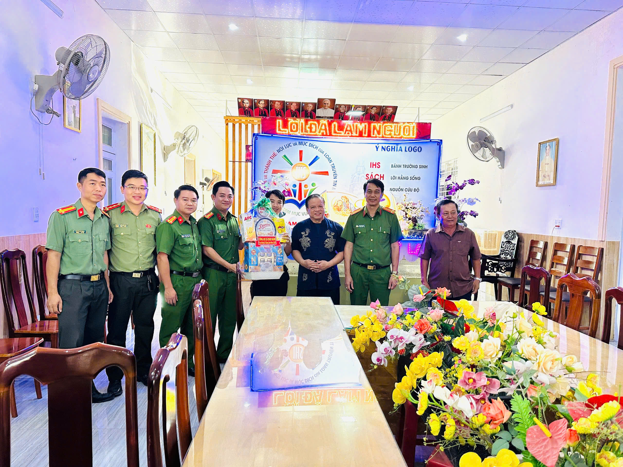 z7339032181330 0d81e9d06f73e3e1a156df9ab7737538