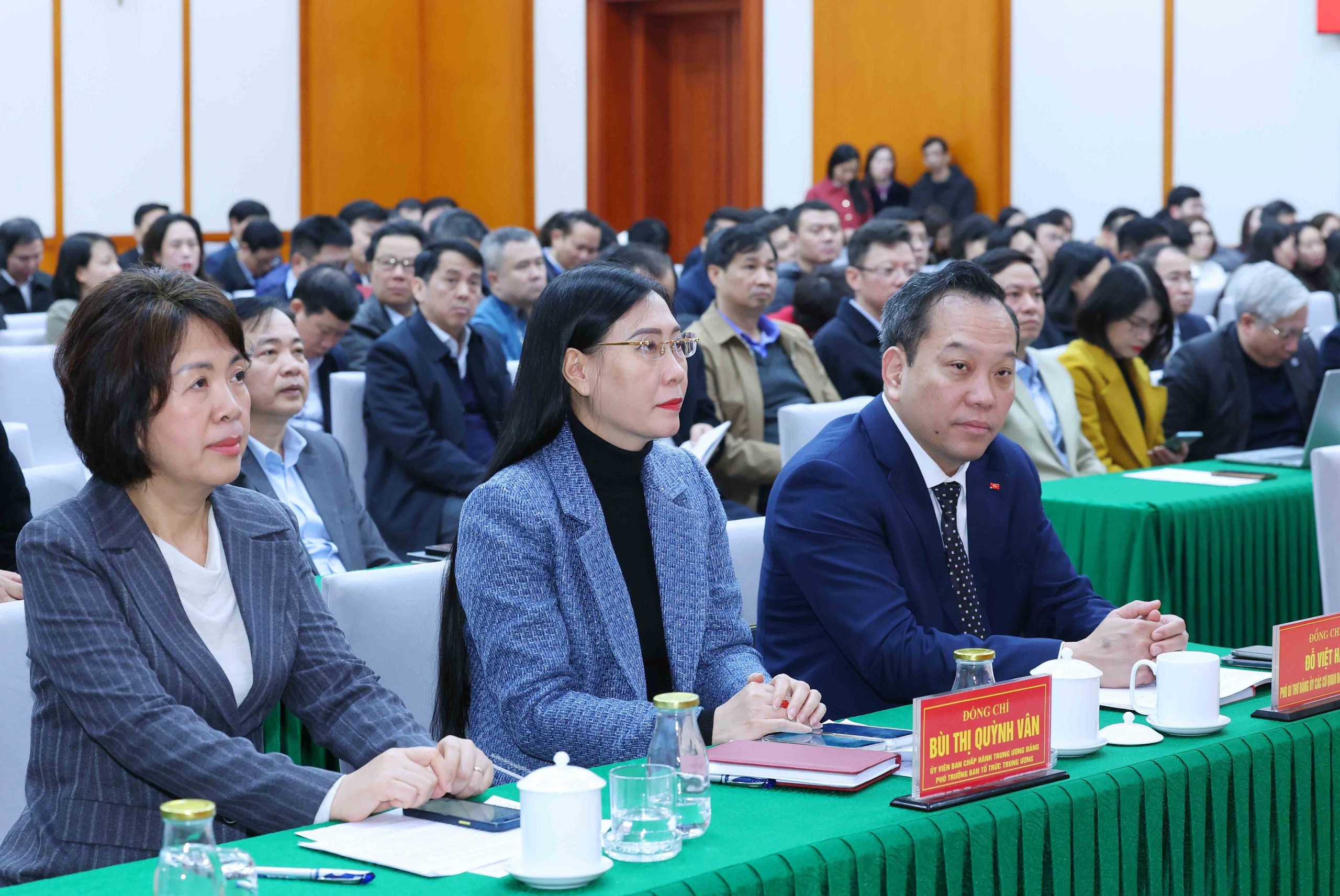 vnapotalthuongtrucbanbithutrancamtuchutrihoinghitrienkhaichuongtrinhhanhdongthuchiennghiquyetdaihoidaibieutoanquoclanth8582711 17706268127281524030054