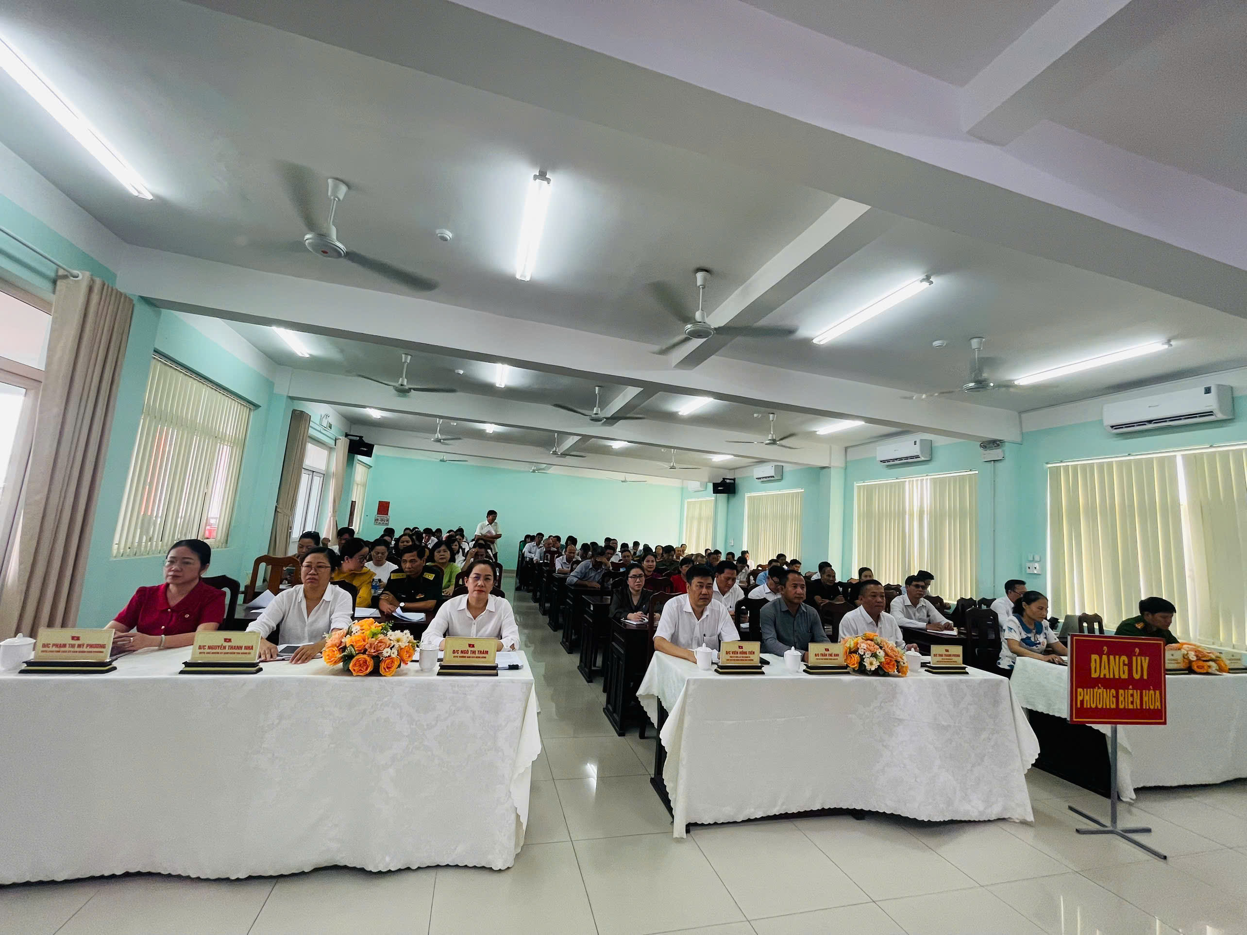 Description: D:\Bai viet 2025\Hinh anh\gen-h-z7719471843064_c6635a0ba96431a0c0338e0d71f97f34.jpg?t=1762423301