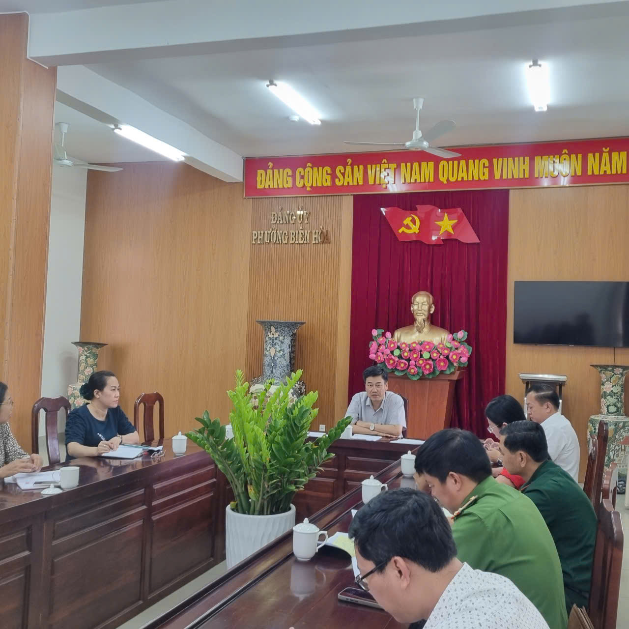 Description: D:\Hinh anh\anh\gen-h-z7756032394978_80d4d5474fe48daab143e560abcd623d.jpg?t=1776691450