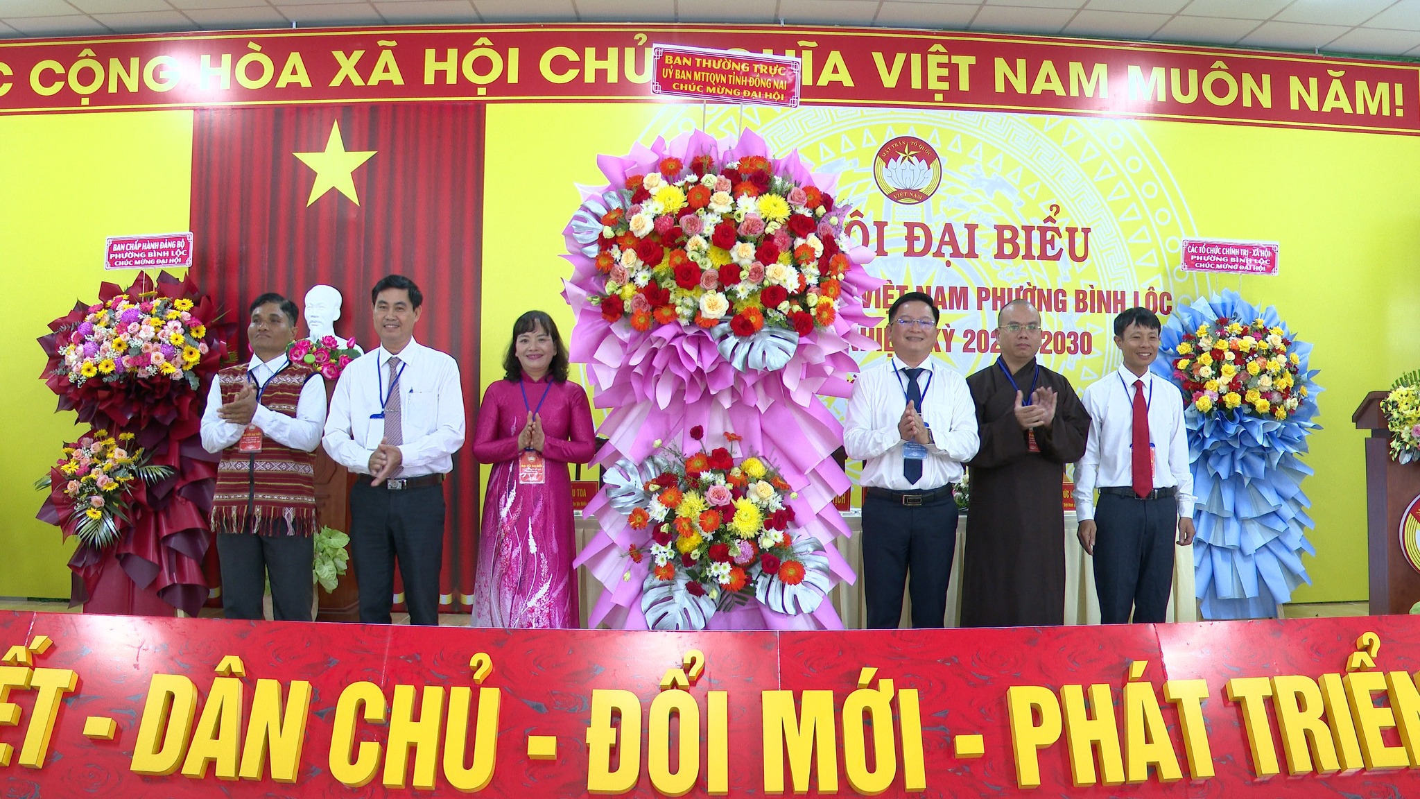 552440065 122135151644925280 881477274528207904 n