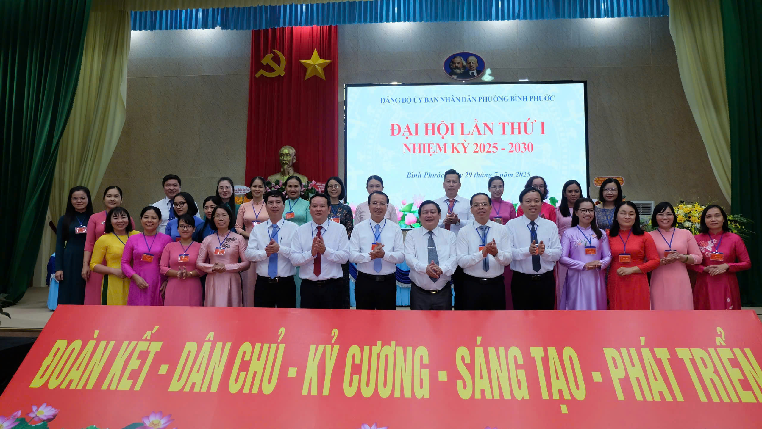 0bf74db8f2887bd62299