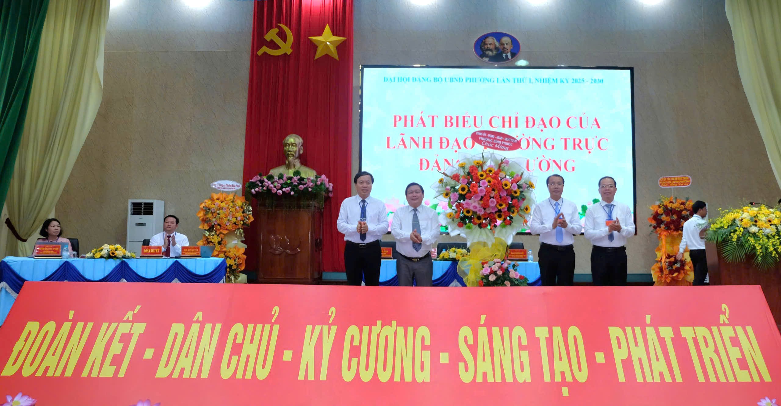 ĐH Đảng làn thứ i 2