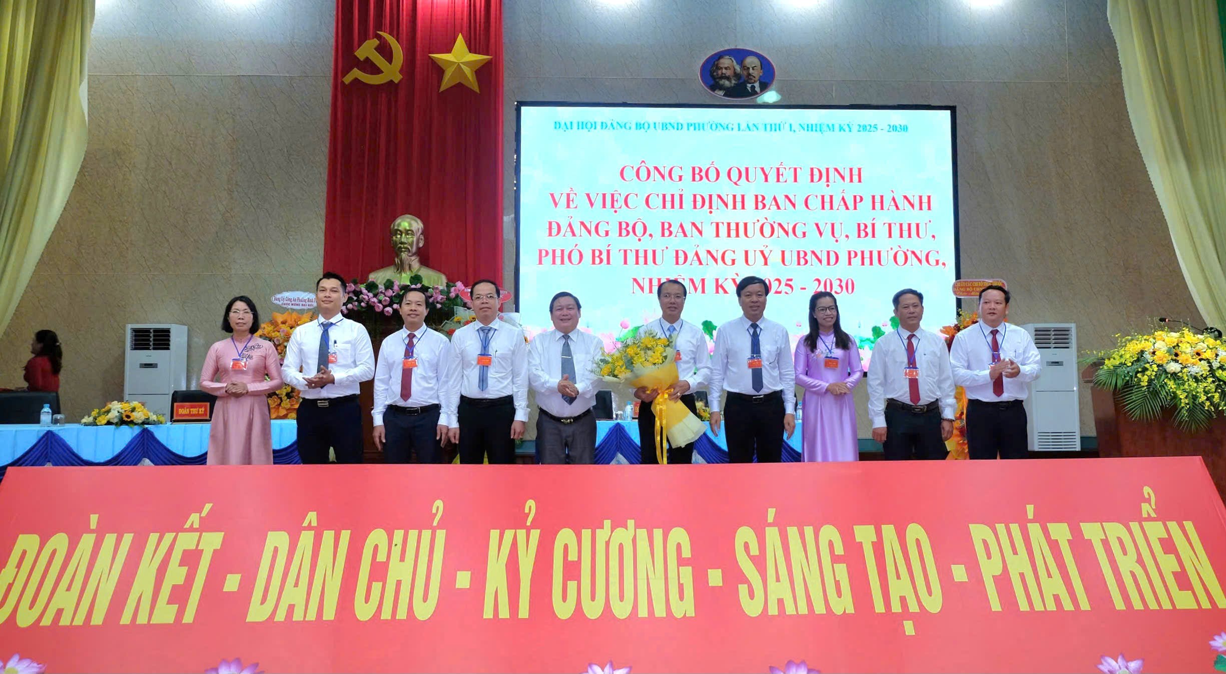 ĐH Đảng làn thứ i 3