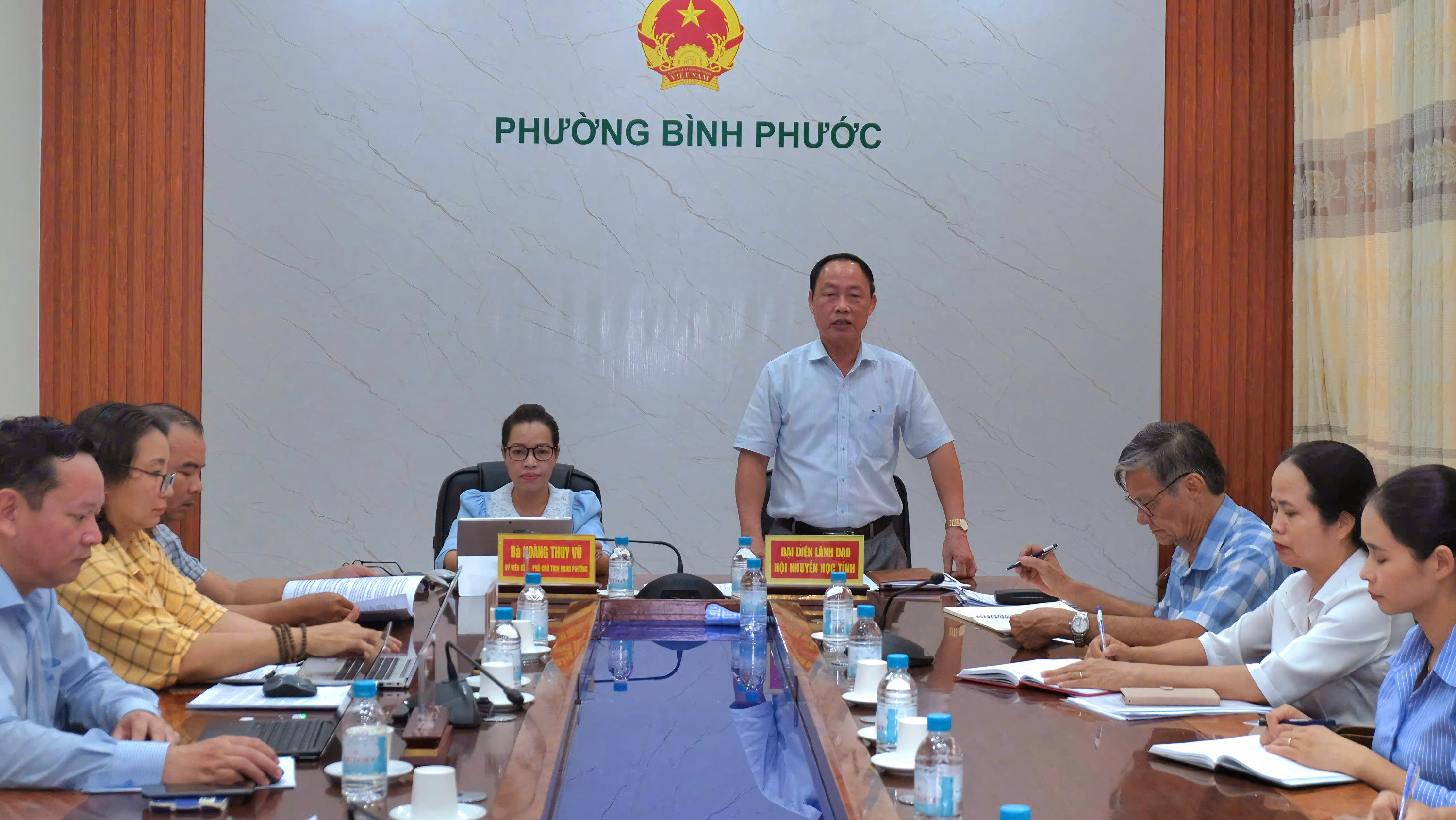 HOIKHUYENHOCTINH 2