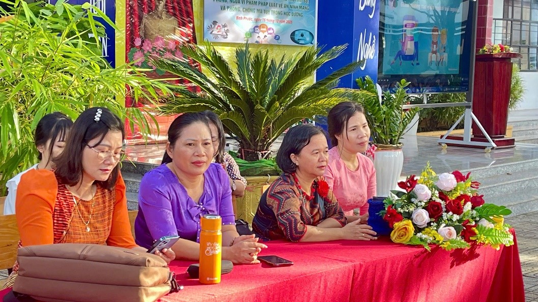 Tuyentruyenmatuy 3