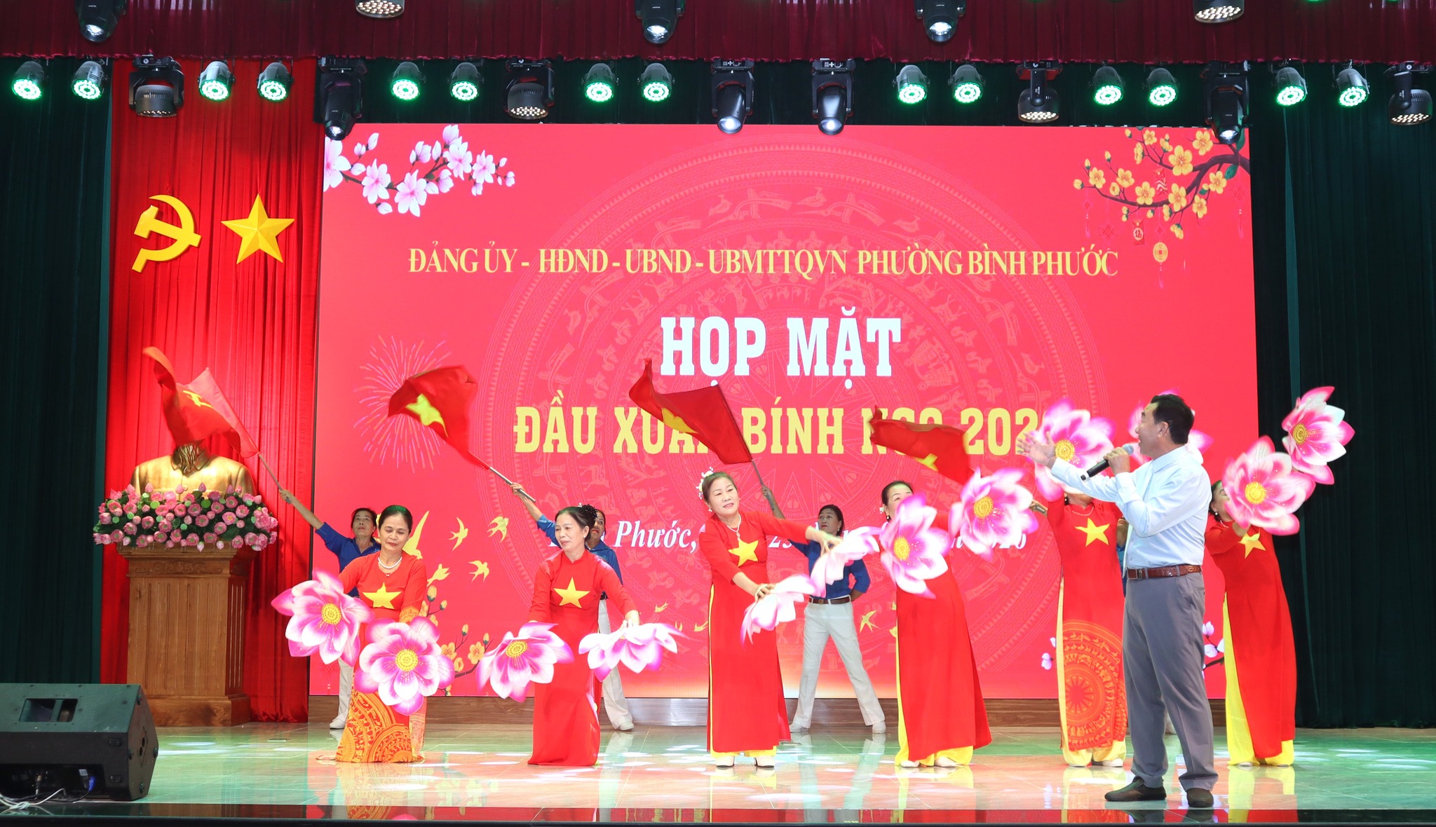 Hopmatdauxuan2026 5