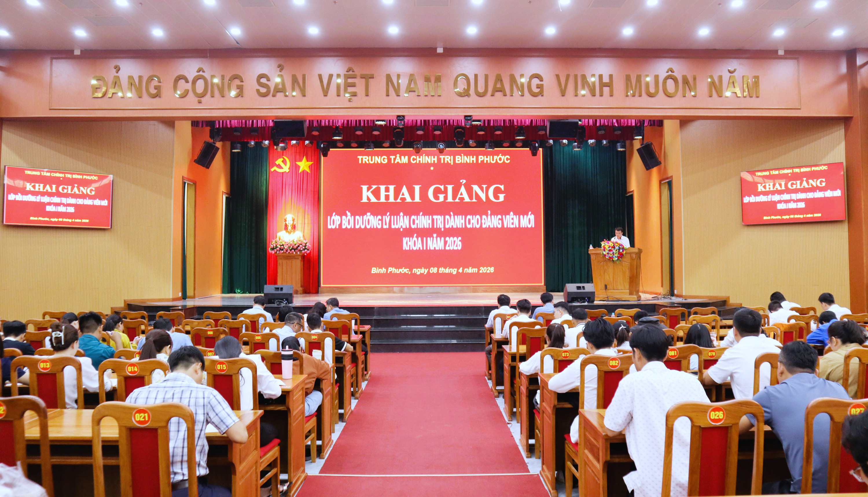 Khaigianglopchinhtri