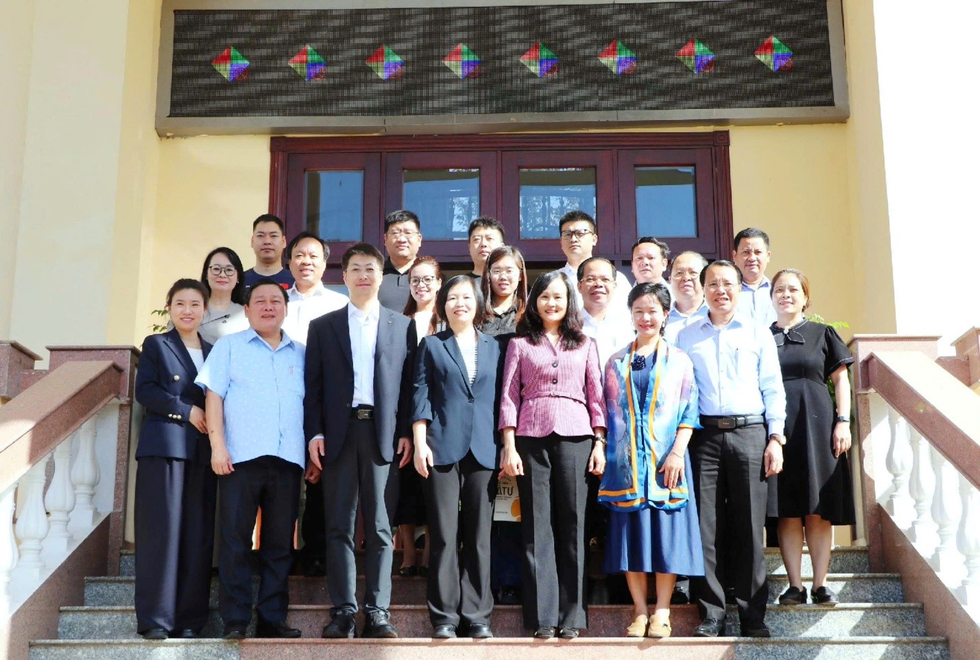 langdaotiepdocchauTQ 1