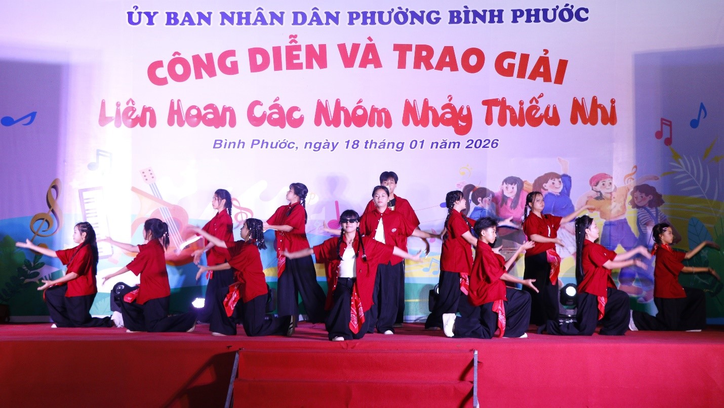 Nhomnhaytraogiai 2