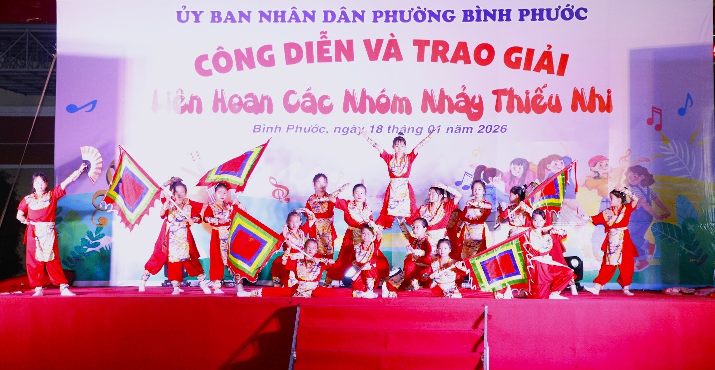 Nhomnhaytraogiai 3