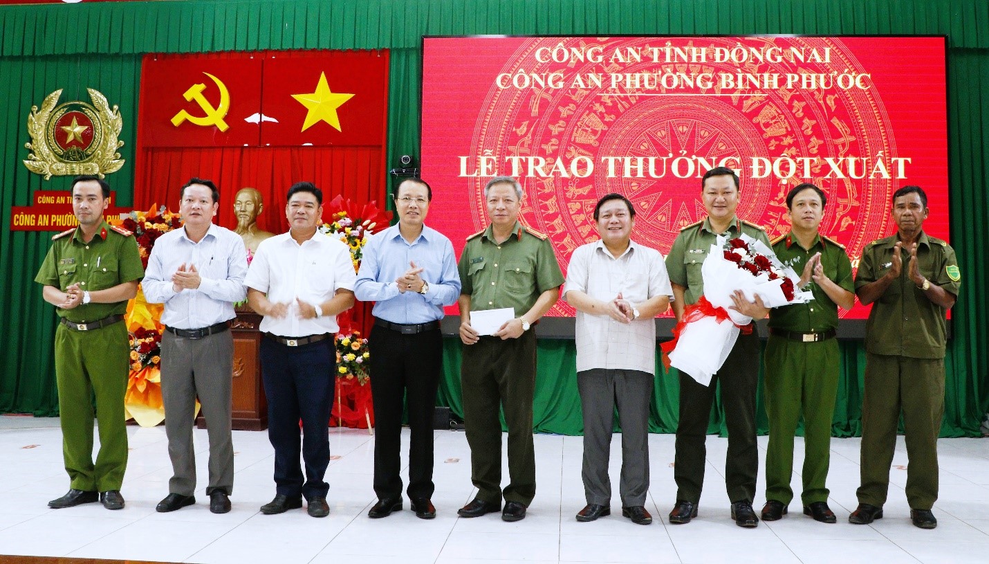 Traothuongdotxuat