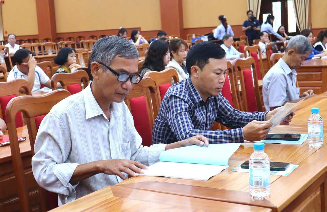 tuyentruynphapluat 1