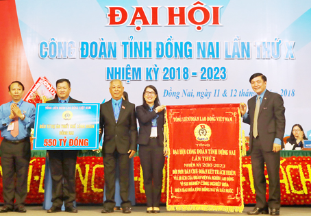 Chủ tịch Tổng Liên đoàn Lao động Việt Nam Bùi Văn Cường .jpg