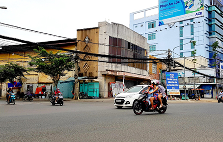 Rạp-hát-Nam-Hà---K.Giới.jpg
