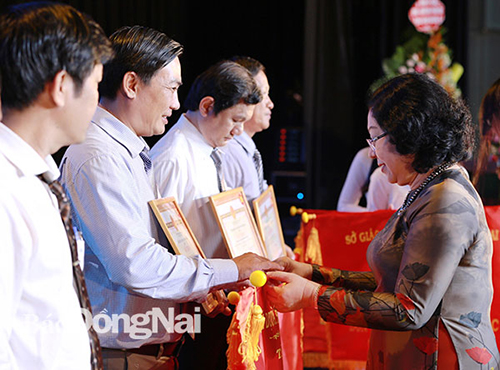 images2229278_legiang.jpg